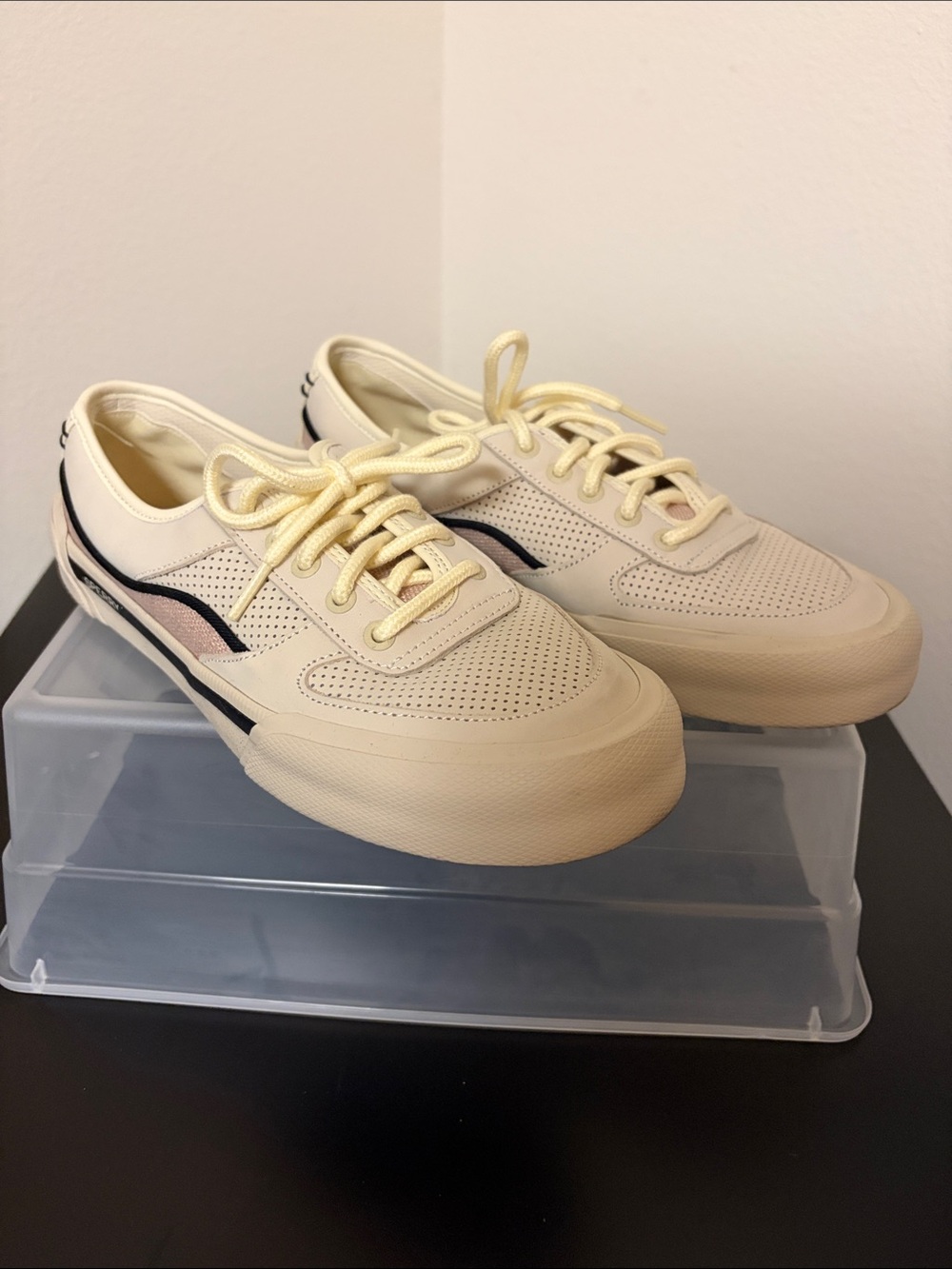 Sperry - Casual Women's Ivory Lace-Up Sneakers